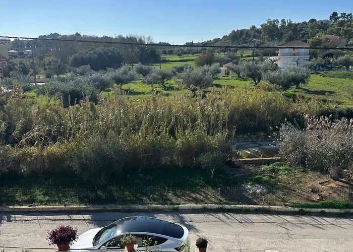 Zados Garden Villa, Nomade Apartman