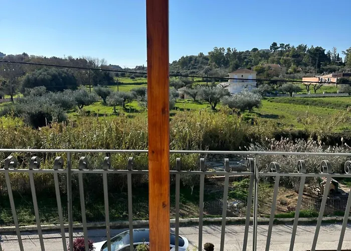 Apartman Zados Garden Villa, Nomade *