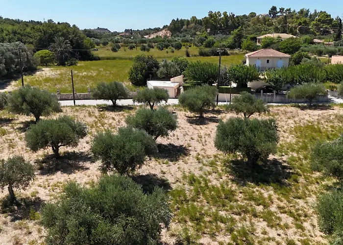 Zados Garden Villa, Nomade Lixúri