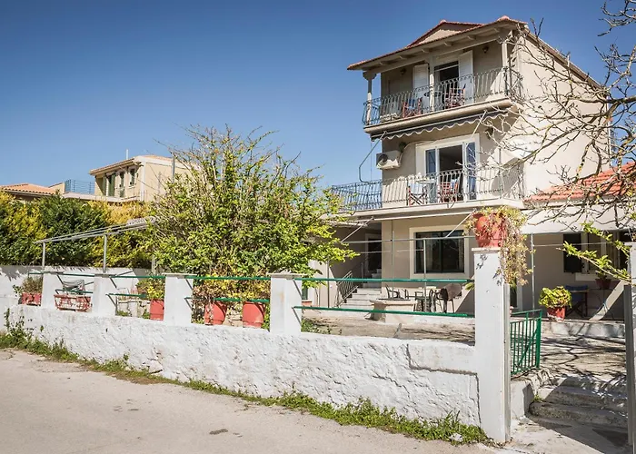 Lejlighed Zados Garden Villa, Nomade *